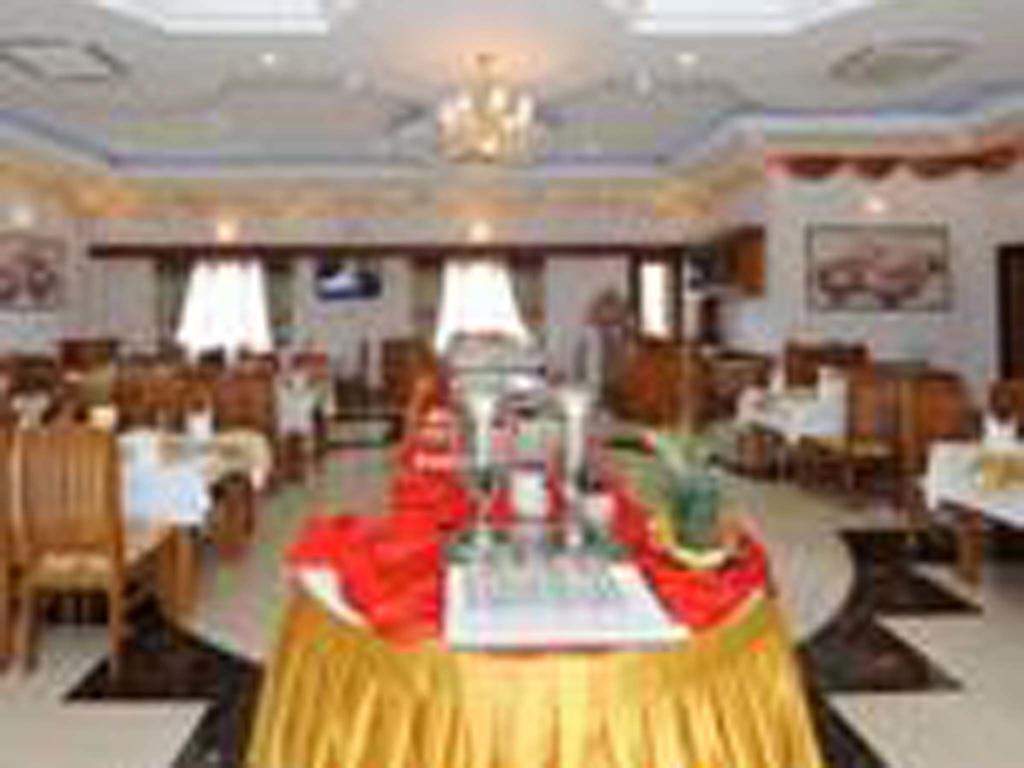 The Golden Lake Hotel Naypyidaw Exterior foto