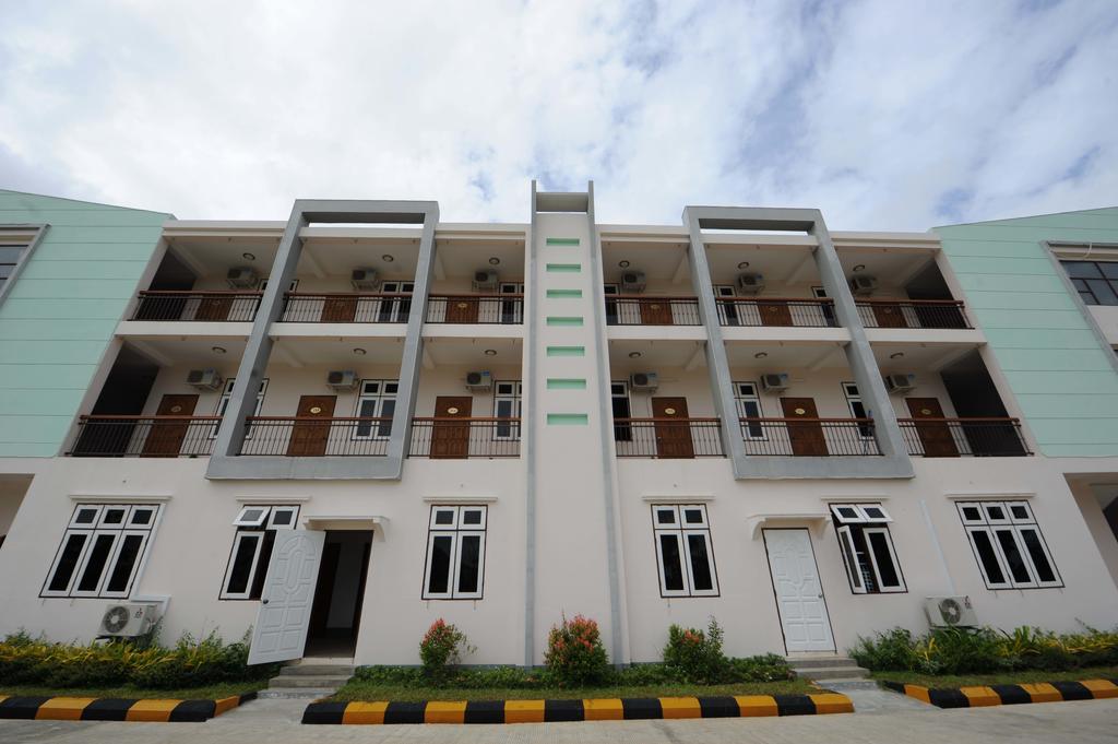 The Golden Lake Hotel Naypyidaw Exterior foto