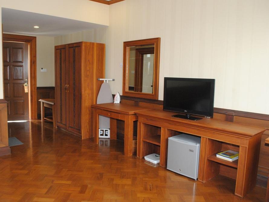 The Golden Lake Hotel Naypyidaw Exterior foto